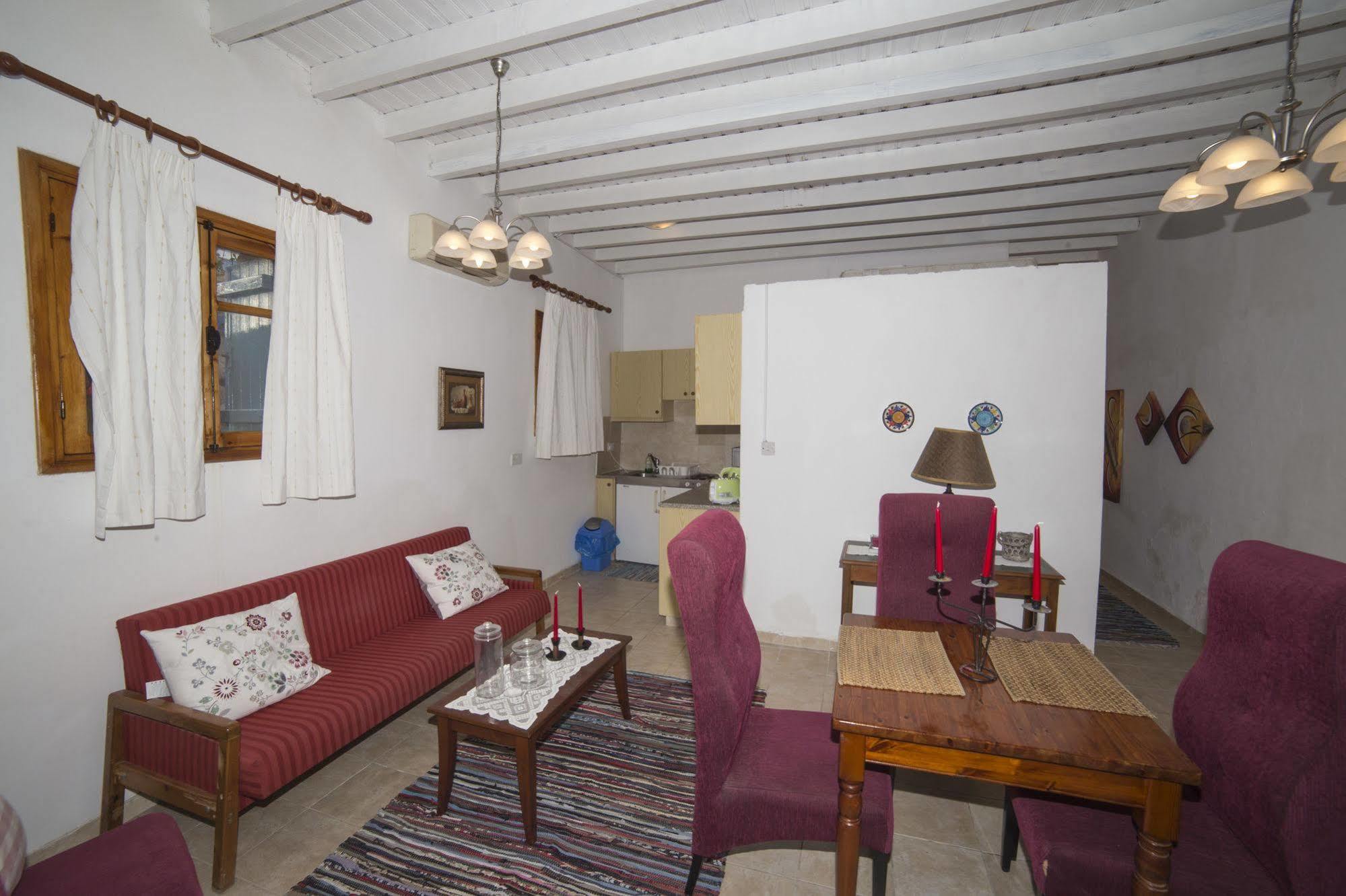Appartement Cottage Houses Pentakomo